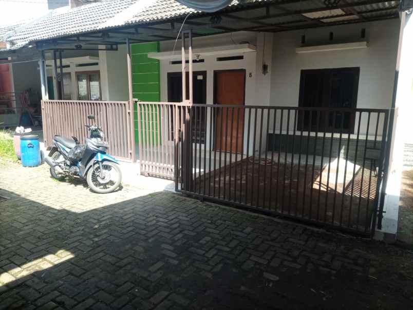 rumah komplek tanimulya 5 menit borma permata cimahi