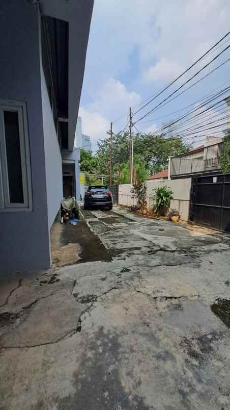 rumah kos 2 lantai lokasi strategis bonus rumah