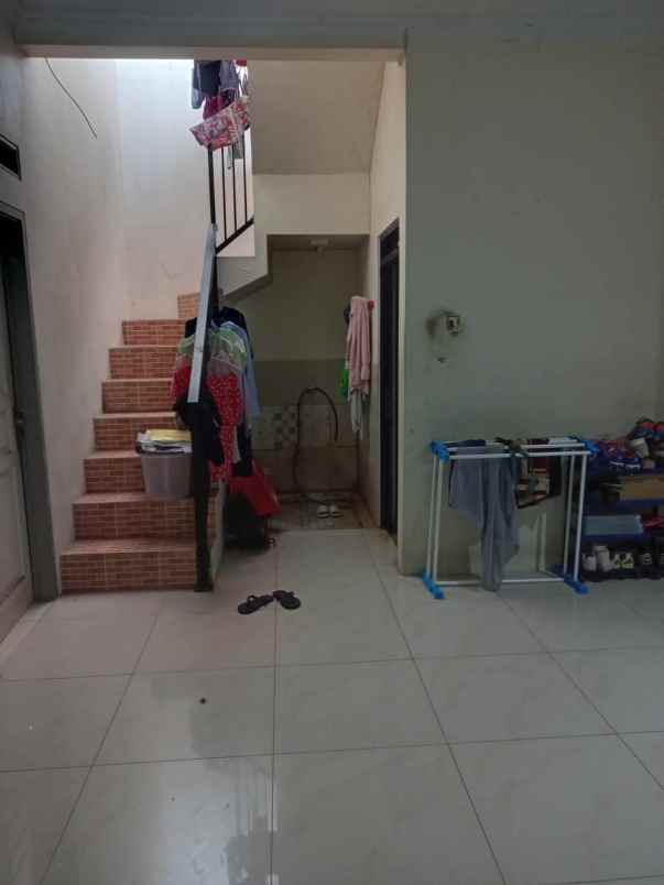 rumah luas 5 kt kukusan beji depok