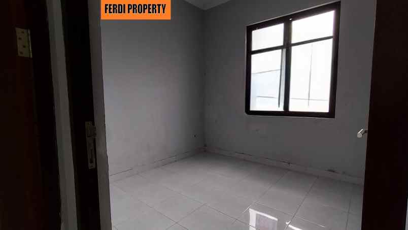 rumah luas siap huni dalam cluster kota wisata cibubur
