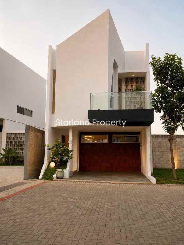 rumah luxury modern tropical di bintaro tangsel