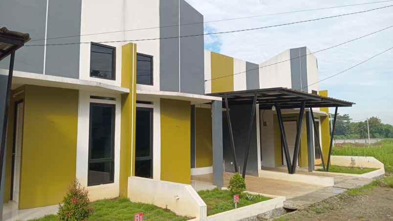 rumah madern di setu bekasi