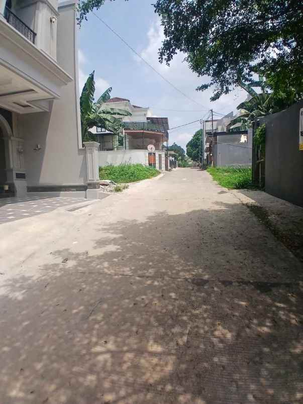 rumah mewah 2 lantai murah siap huni dikalimulya depok