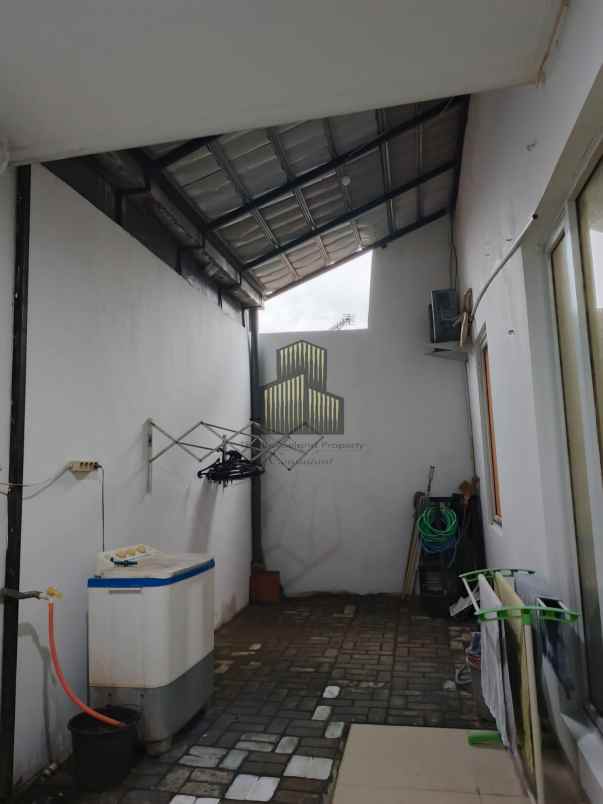 rumah mewah siap huni di cluster mangunharjo tembalang