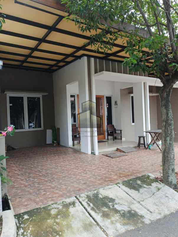 rumah mewah siap huni di cluster mangunharjo tembalang