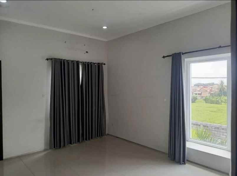 rumah minimalis citeureup dekat kolmas padasuka cimahi