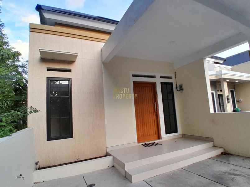 rumah minimalis dekat kampus uii dan sekolah al azhar