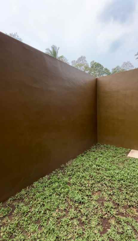 rumah modern 2 lantai lokasi belakang gor malang