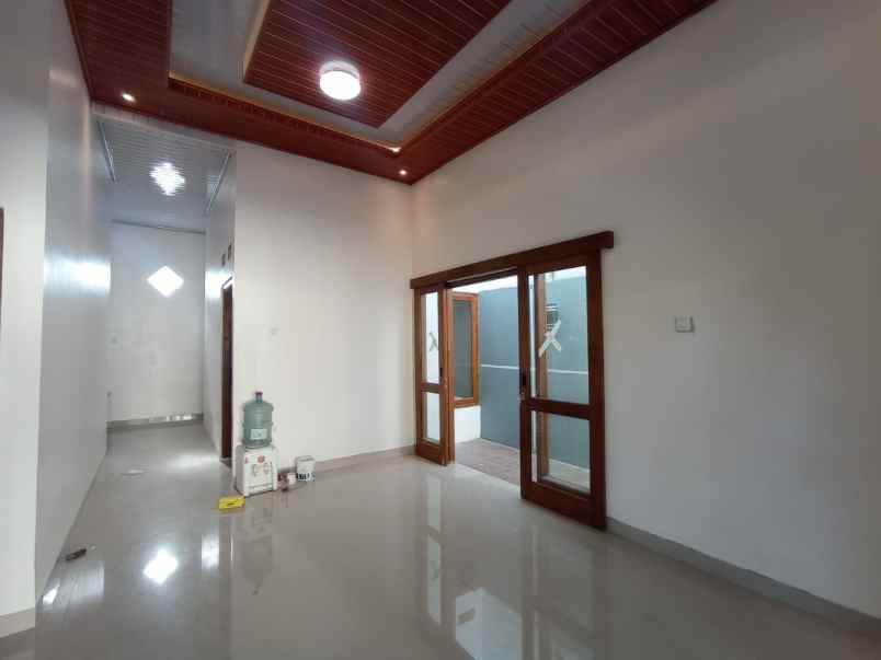 rumah modern gratis biaya pajak di ngemplak sleman