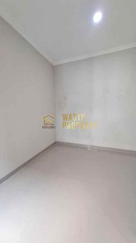 rumah modern siap huni dekat rsa ugm