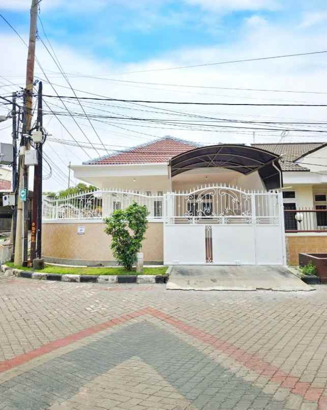 rumah mulyosari prima strategis siap huni row 3 mobil