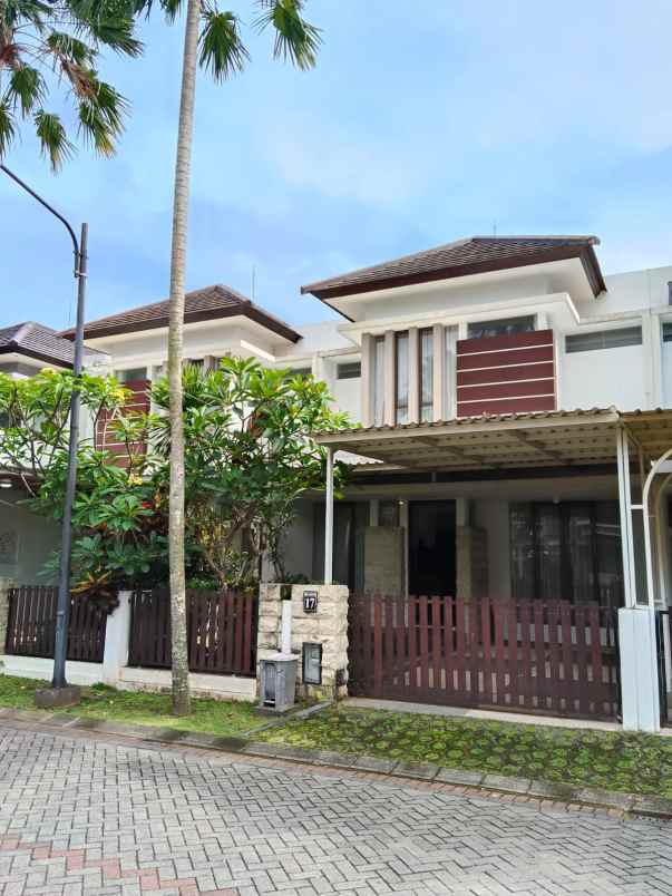 rumah nyaman luas modern strategis di sawojajar malang