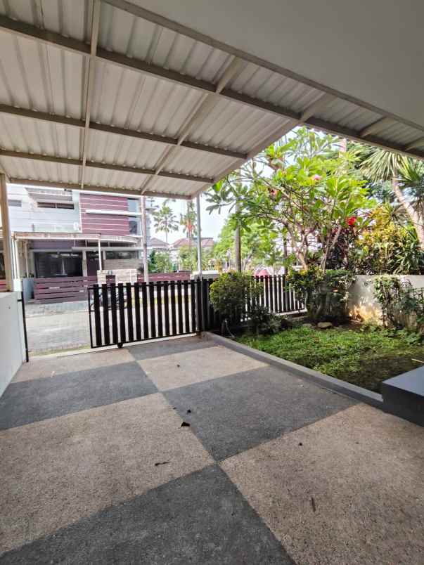 rumah nyaman luas modern strategis di sawojajar malang