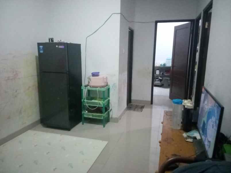 rumah over kredit 55 juta lokasi strategis di bekasi