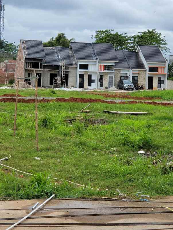 rumah pondok petir