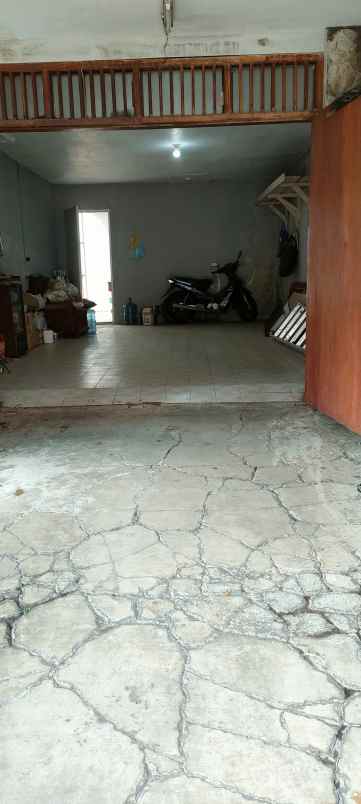 rumah sayap turangga dalam komplek hunian nyaman asri