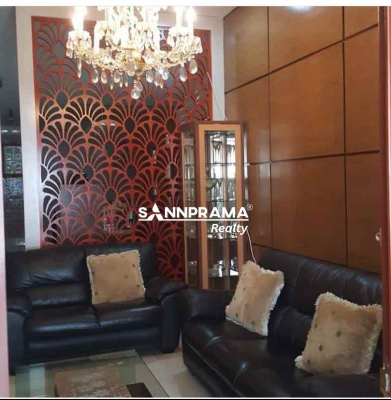 rumah second 2 lantai di grand galaxy city bekasi