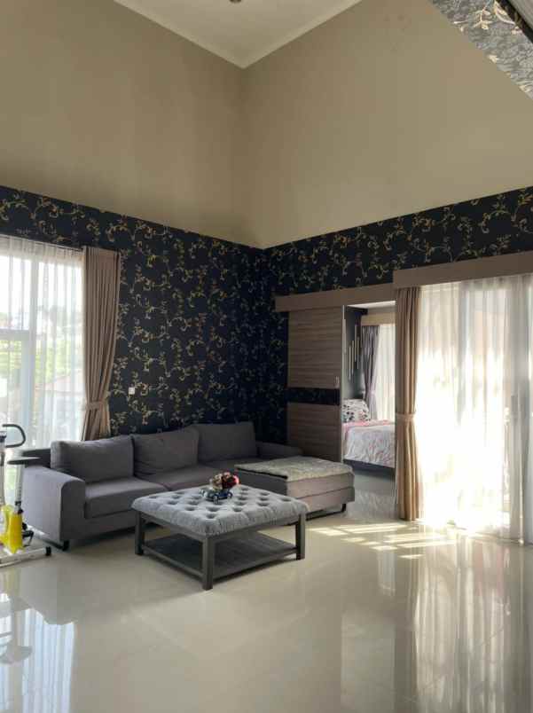 rumah setiabudi regency