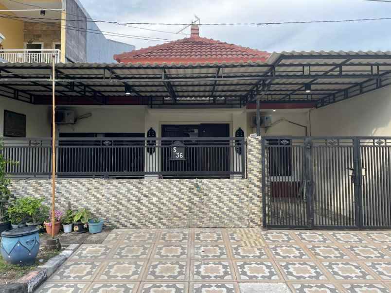 rumah siap huni 1 5 lantai di pondok candra indah