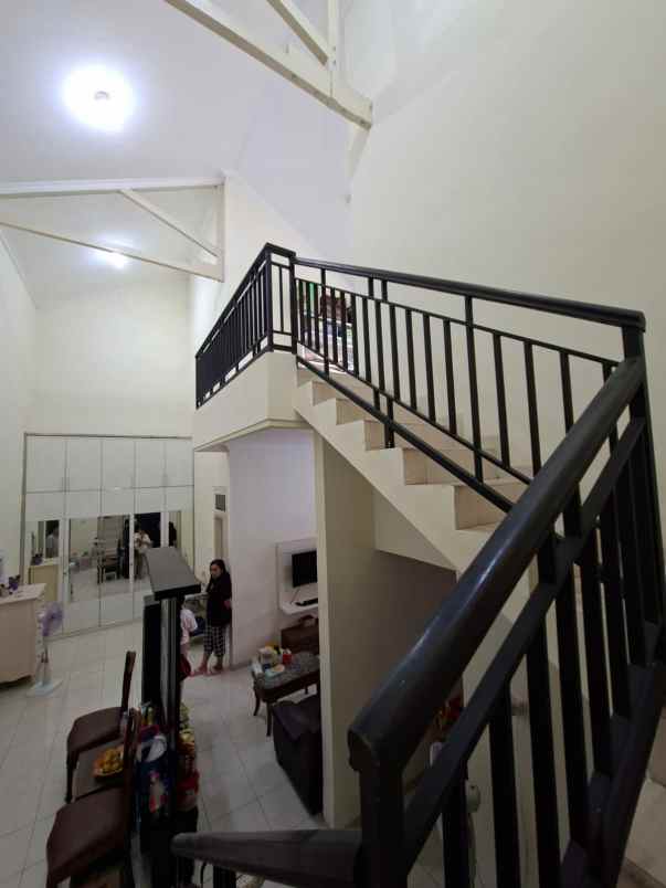 rumah siap huni lokasi di pandanwangi kota malang
