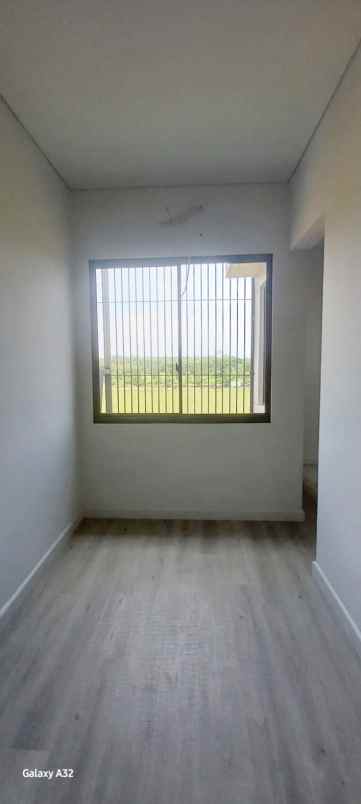 rumah siap huni strategis cluster zora kimora bsd city