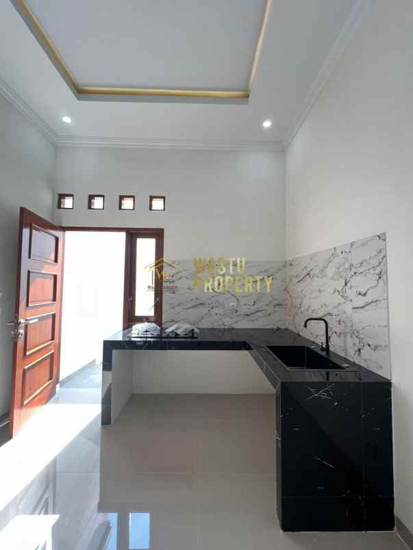 rumah siap huni strategis di ambarketawang gamping