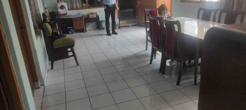 rumah strategis di sayap riau bandung