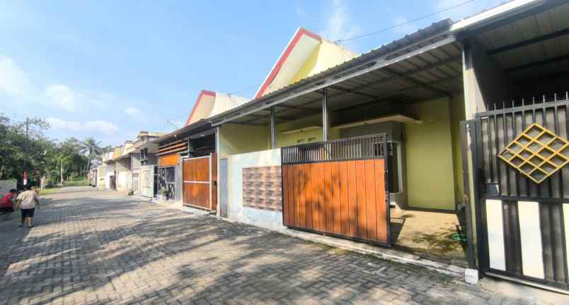 rumah strategis kawasan pakis malang