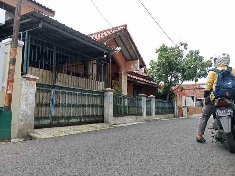 rumah terawat jl mars margahayu raya buahbatu bandung