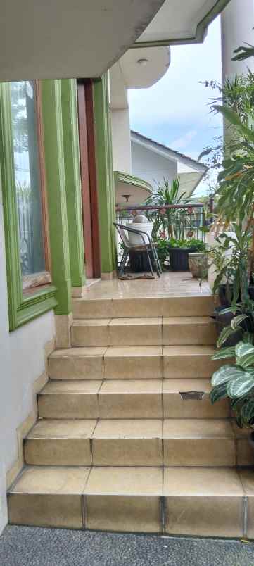 rumah tinggal di kemanggisan raya jakarta barat