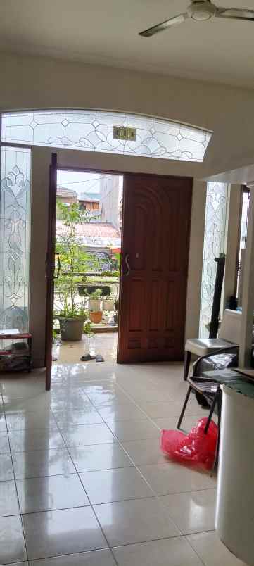 rumah tinggal di kemanggisan raya jakarta barat