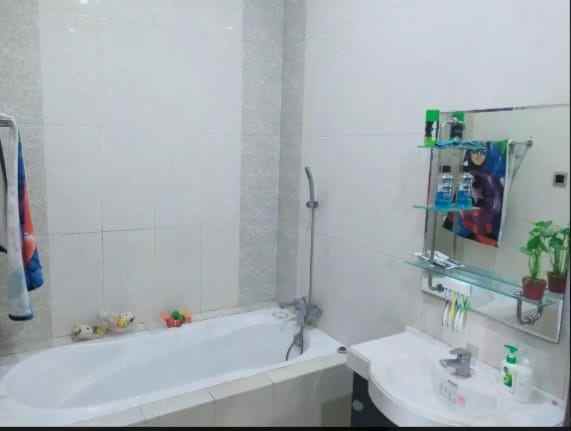 rumah usaha dan gudang