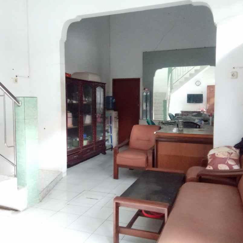 rumah usaha jl trunojoyo bangkalan madura dvo hds