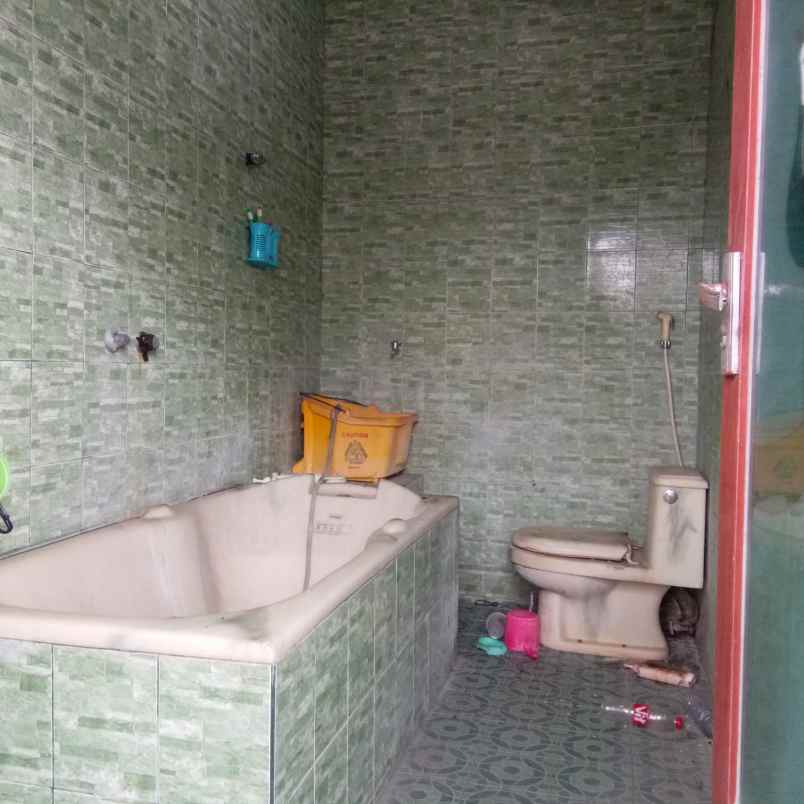 rumah usaha jl trunojoyo bangkalan madura dvo hds