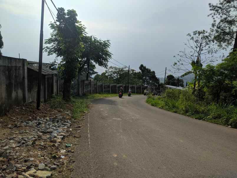 tanah bukit pelangi gunung geulis