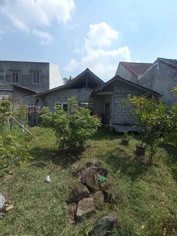 tanah di jalan magelang km 14 belakang rsud sleman