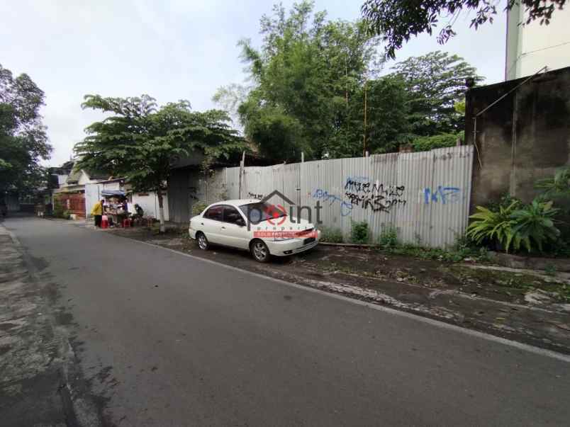 tanah pekarangan lokasi strategis tengah kota solo