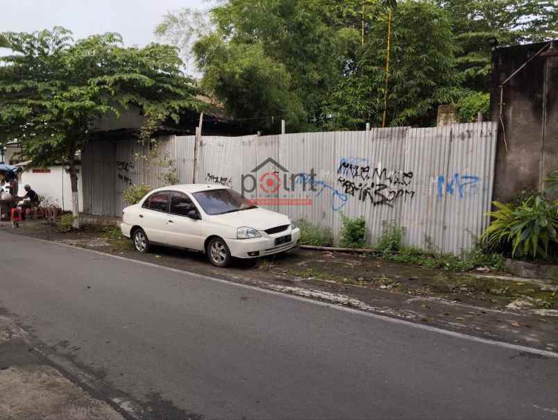 tanah pekarangan lokasi strategis tengah kota solo