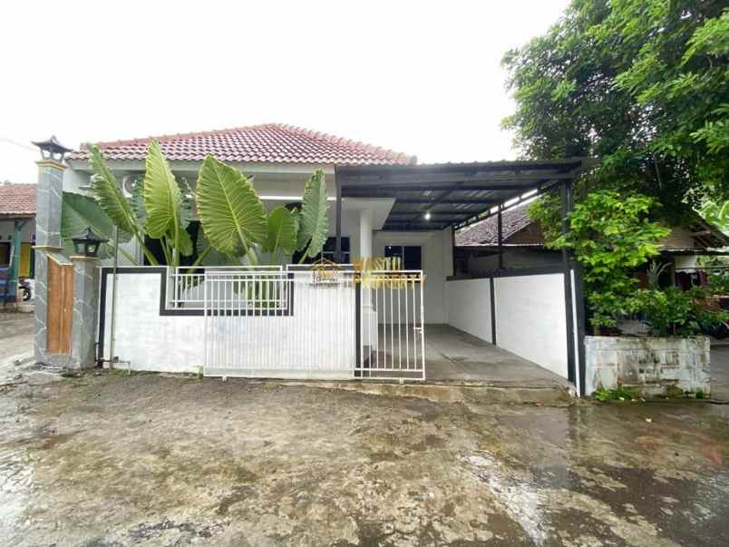 villa private pool di berbah sleman fully furnish