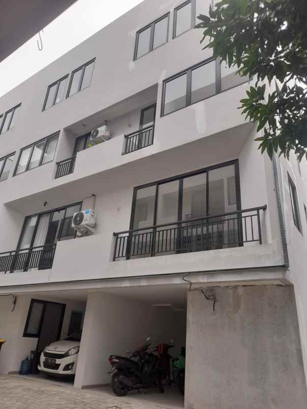 7 menit mrt fatmawati aparthouse strategis di cilandak