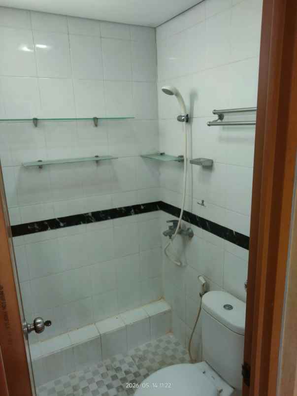 apartement gunawangsa manyar 2br furnished siap huni