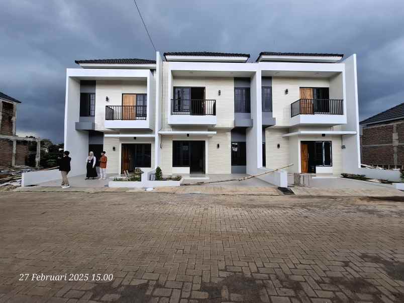 cluster dengan view gunung ungaran di pudakpayung