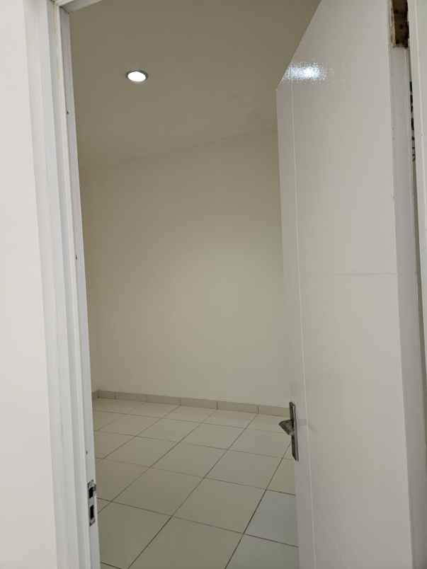 cluster sommerset sudah renov siap pakai