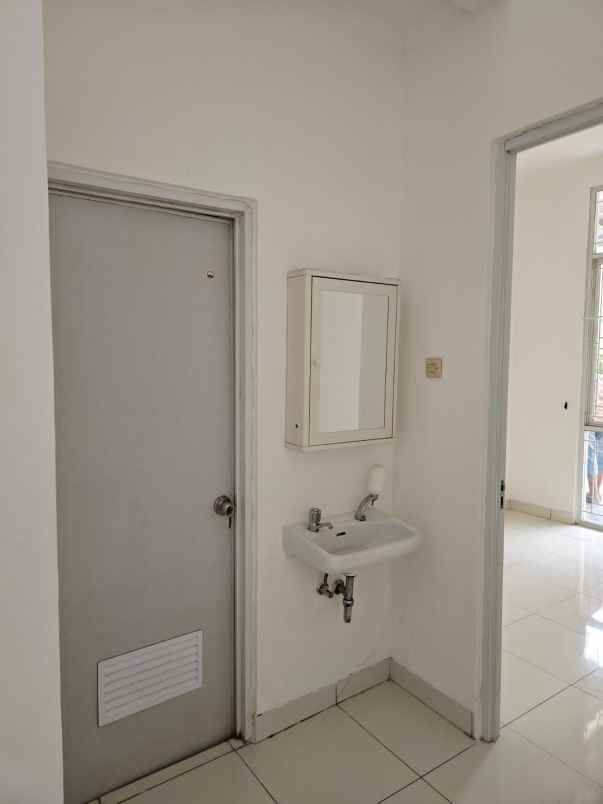 cluster sommerset sudah renov siap pakai