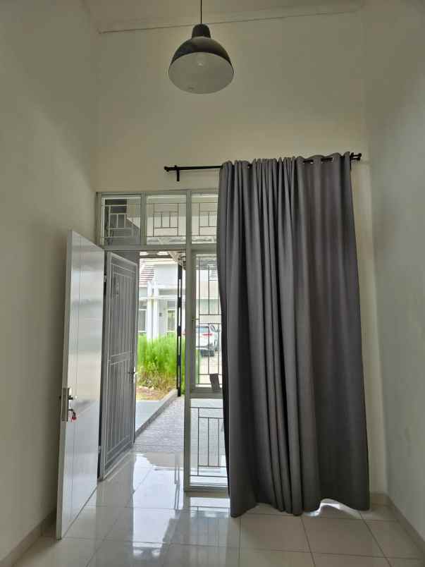 cluster sommerset sudah renov siap pakai