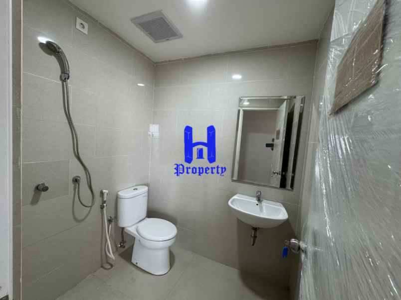 dijual apartemen apartemen podomoro city