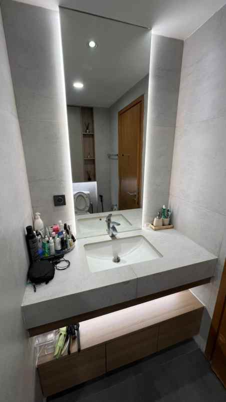 dijual apartemen jalan trambesi kemayoran
