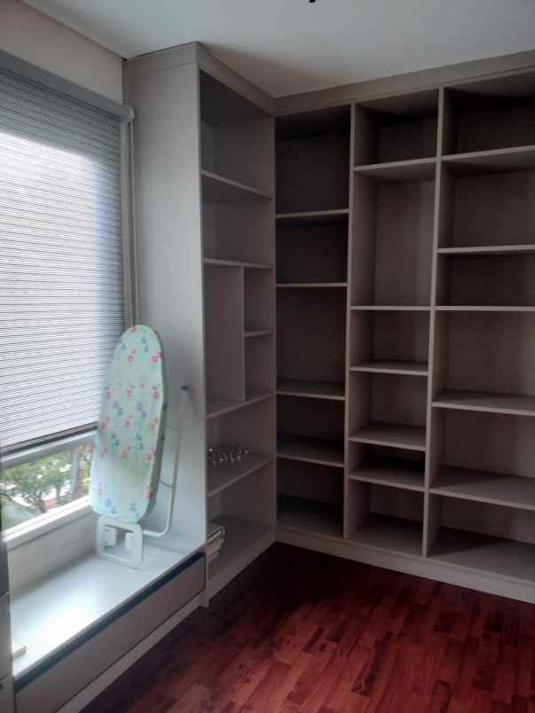 dijual apartemen permata hijau residence