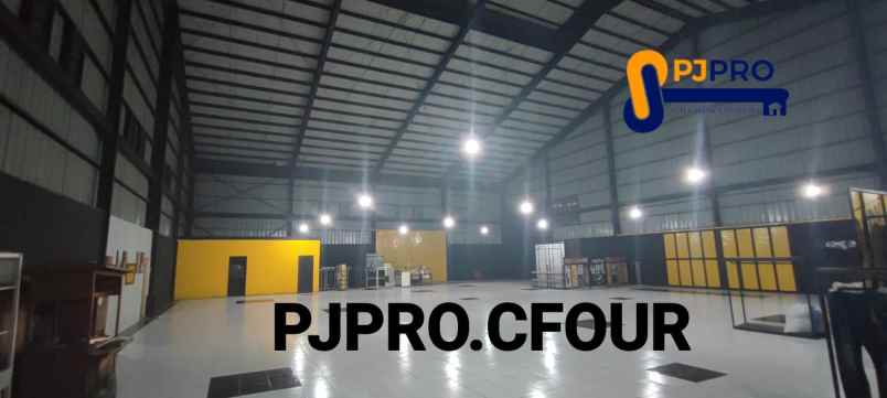 dijual gudang siap huni