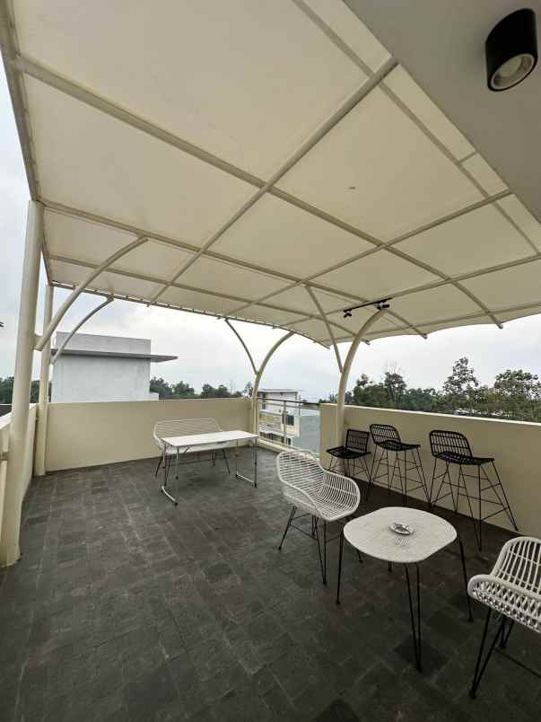 dijual hunian villa mewah dekat museum angkut batu